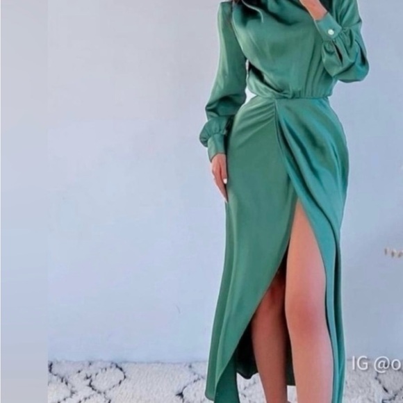Zara Green Satin Dress NWT - Picture 1 of 5